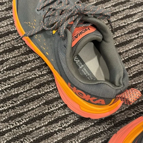 Hoka one on one challenger - Picture 4 of 6